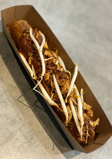 Javaanse Frikandel Snacks - Cafetaria Bienvenue